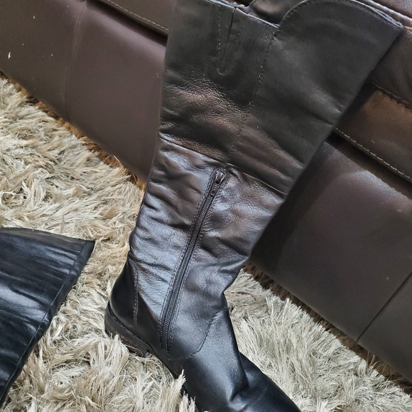 Steve Madden leather zip up boots - Picture 7 of 7